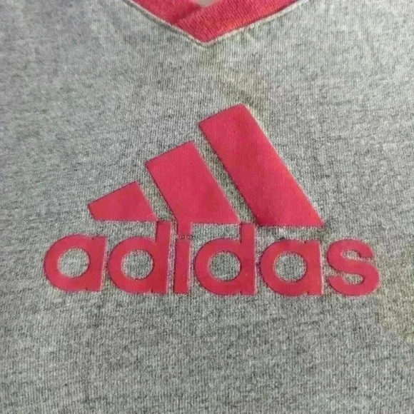 Adidas Tee Size L - Picture 2 of 7